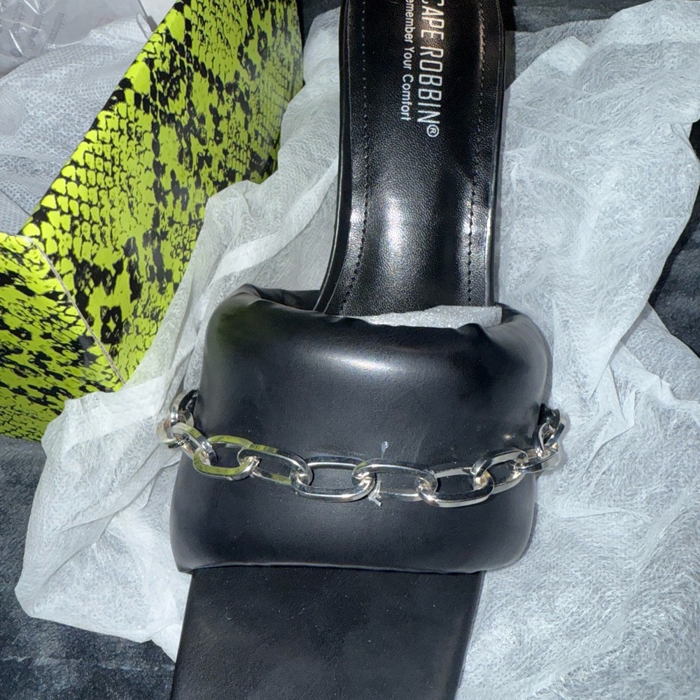 Cape Robbin Black Heels with Silver Chain